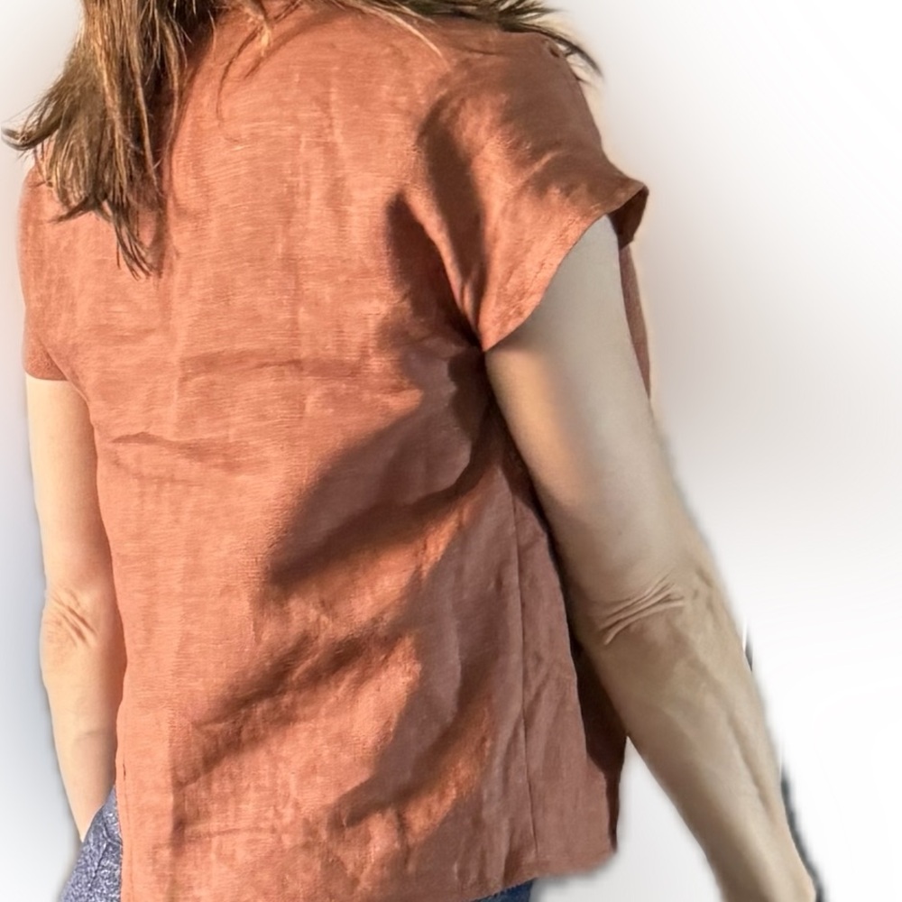 Rust Button-Detail Women's Top - Picture 4 of 5